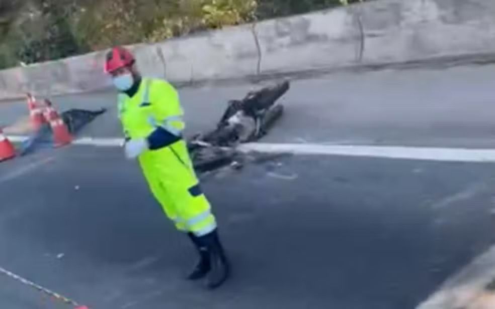 IMG 7240 Motociclista morre atropelado após cair na pista da Fernão Dias, em Extrema; motorista foge do local
